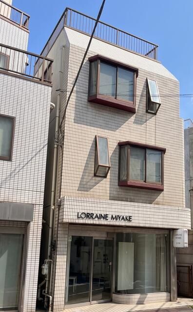 【世田谷区・経堂駅徒歩5分】⼩⽥急⼩⽥原線　飲食店可！角部屋・1フロア1テナント★店舗物件　土日祝日利用可
